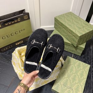 New Collection Gucci Shoes 069