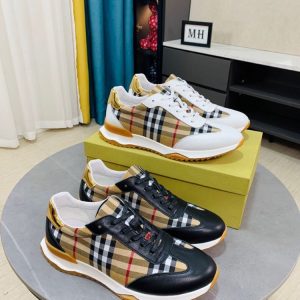 New Collection Burberry Shoes 037