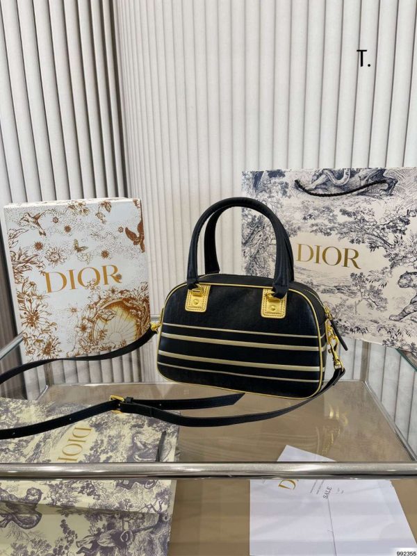 New Collection Dior Bag 042