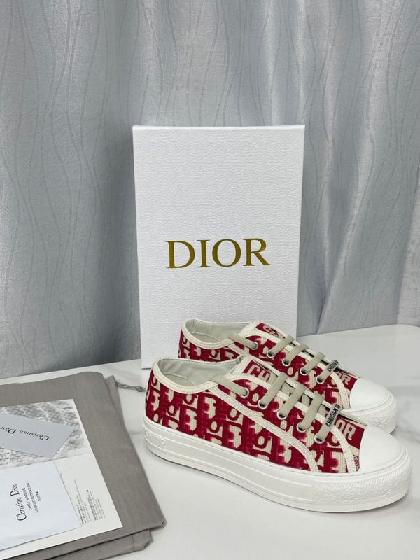 New Collection Dior Shoes 060