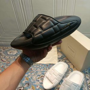 New Collection Burberry Shoes 065