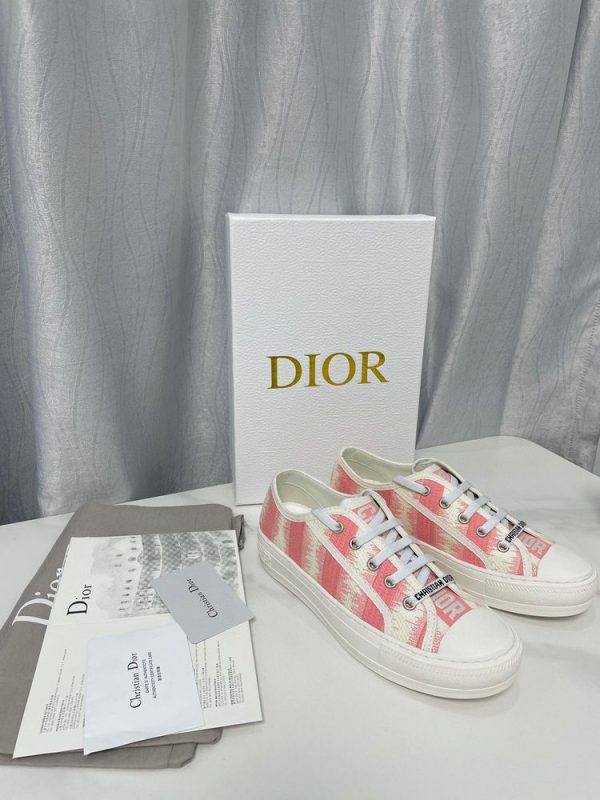 New Collection Dior Shoes 060