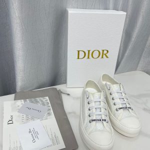 New Collection Dior Shoes 059