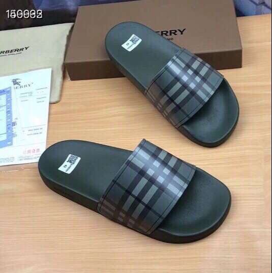 New Collection Burberry Shoes 062