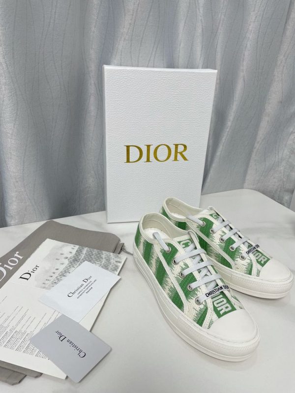 New Collection Dior Shoes 059