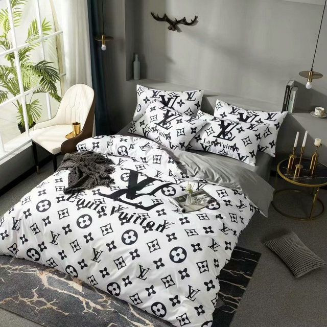 LV Sp Type Bedding Sets Duvet Cover LV Bedroom Sets Luxury Brand Bedding 151 LV Sp Type Bedding Sets Duvet Cover LV Bedroom Sets Luxury Brand Bedding 151