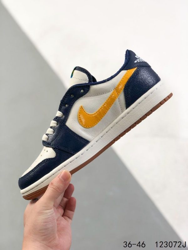 New Arrival AJ 1 LOW OG MARQUETTE