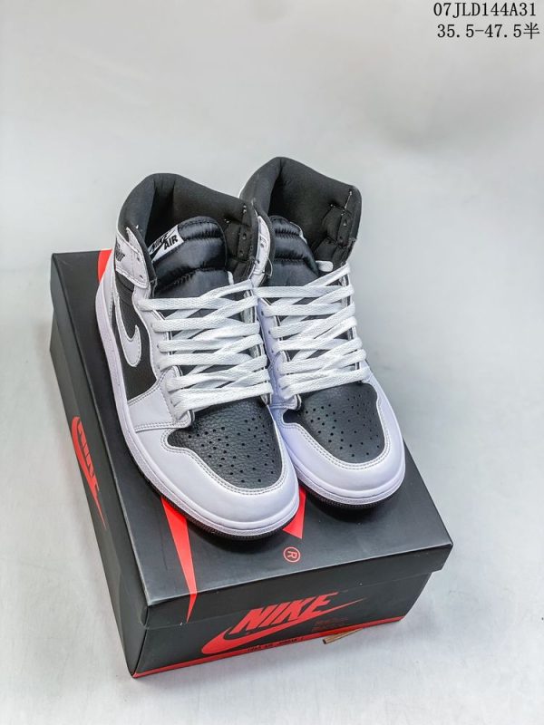 New Arrival AJ 1 Retro High OG – AR1020-700