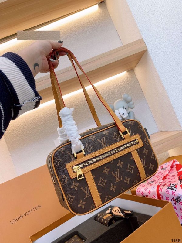 New Collection LV Bag 0585