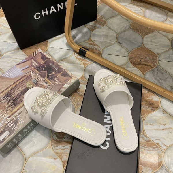 New Collection Chanel Shoes 071