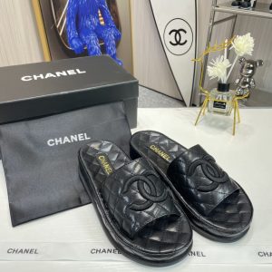 New Collection Chanel Shoes 081