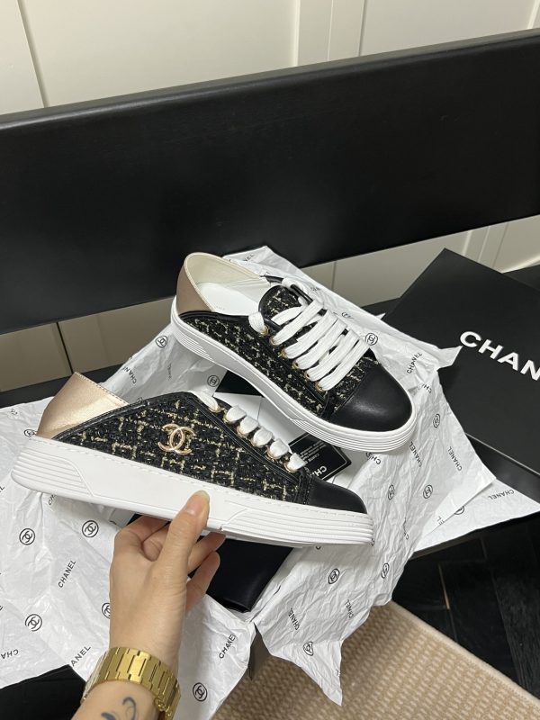 New Collection Chanel Shoes 077