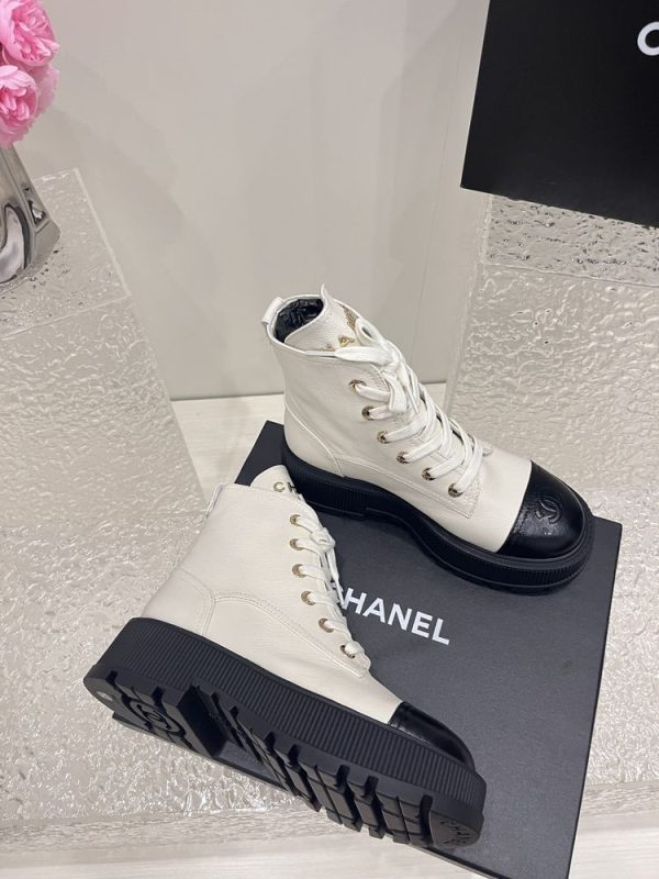 New Collection Chanel Shoes 010