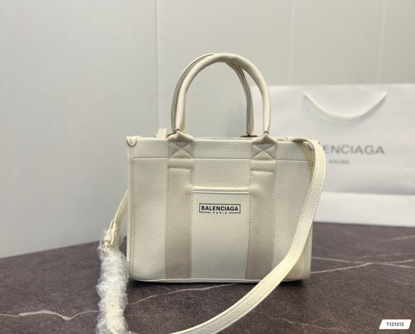 New Collection Balenciaga Bag 016