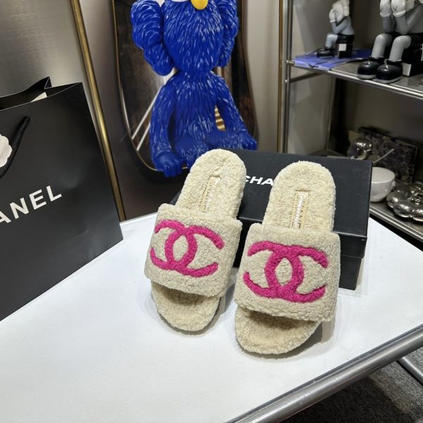 New Collection Chanel Shoes 021