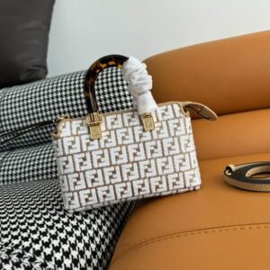 New Collection Fendi Bag 121