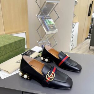 New Collection Gucci Shoes 261