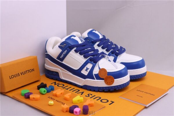 New Collection LV Trainer 069