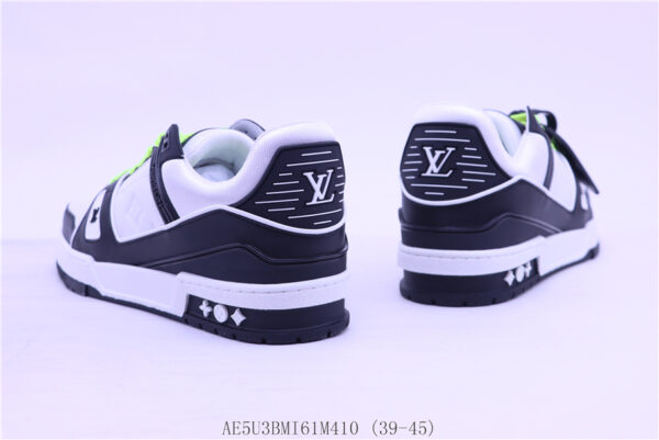 New Collection LV Trainer 099