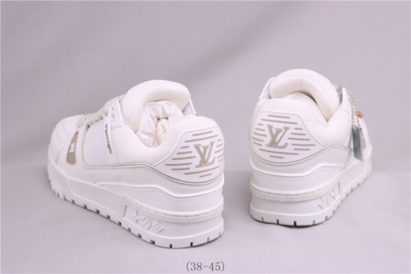 New Collection LV Trainer 068