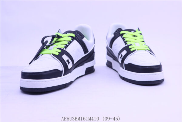 New Collection LV Trainer 099