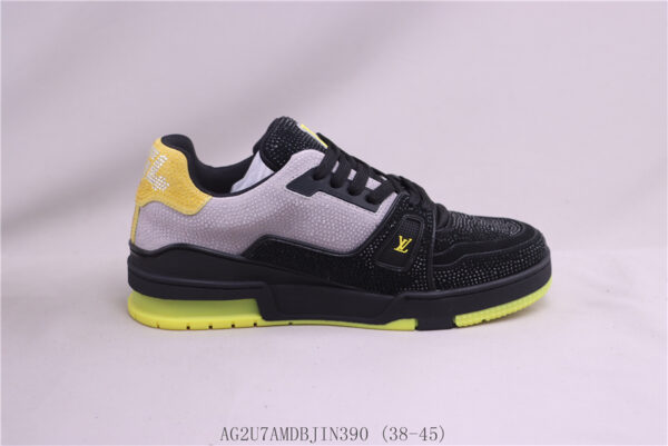 New Collection LV Trainer 066