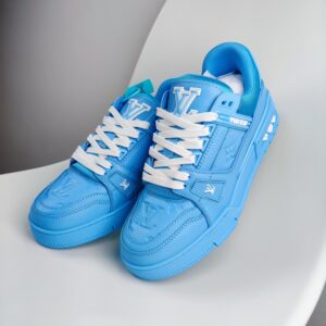 New Collection LV Trainer 022