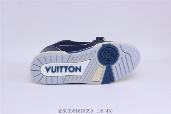 New Collection LV Trainer 089