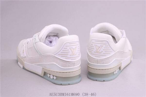 New Collection LV Trainer 067