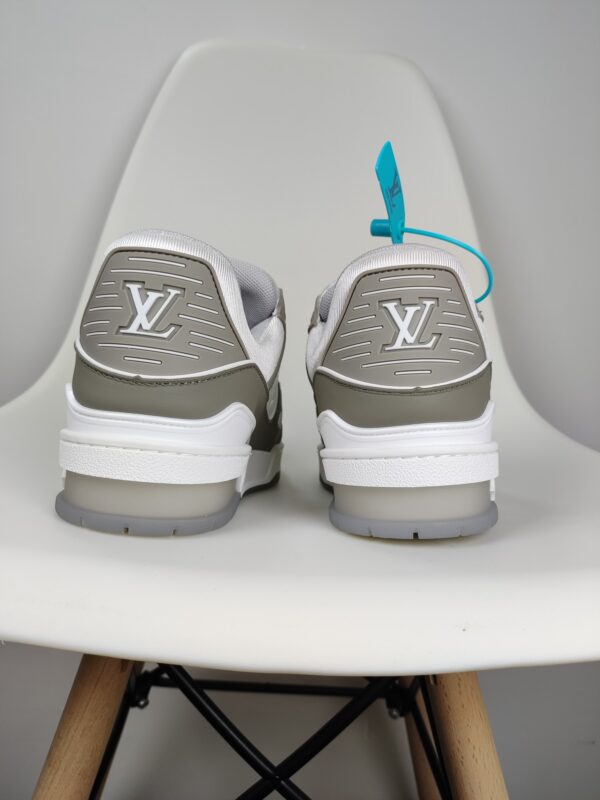 New Collection LV Trainer 047