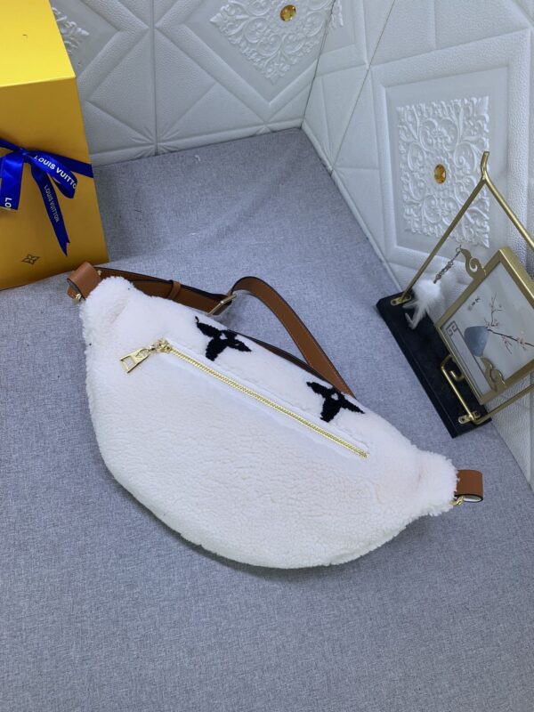 New Collection LV Bag 129