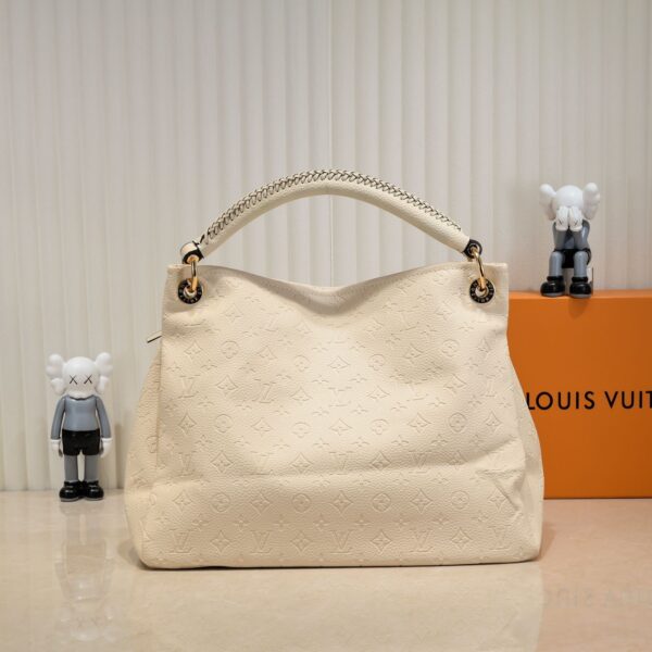 New Collection LV Bag 200