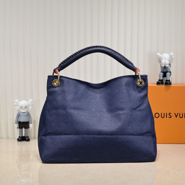 New Collection LV Bag 200