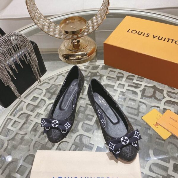 New Collection LV Shoes 0311