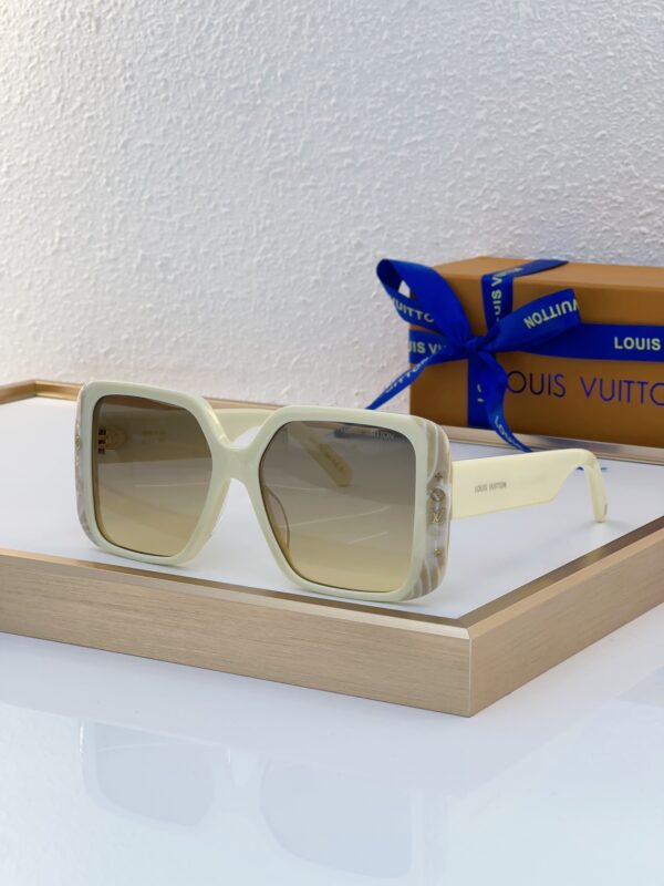 New Collection LV Glasses 126