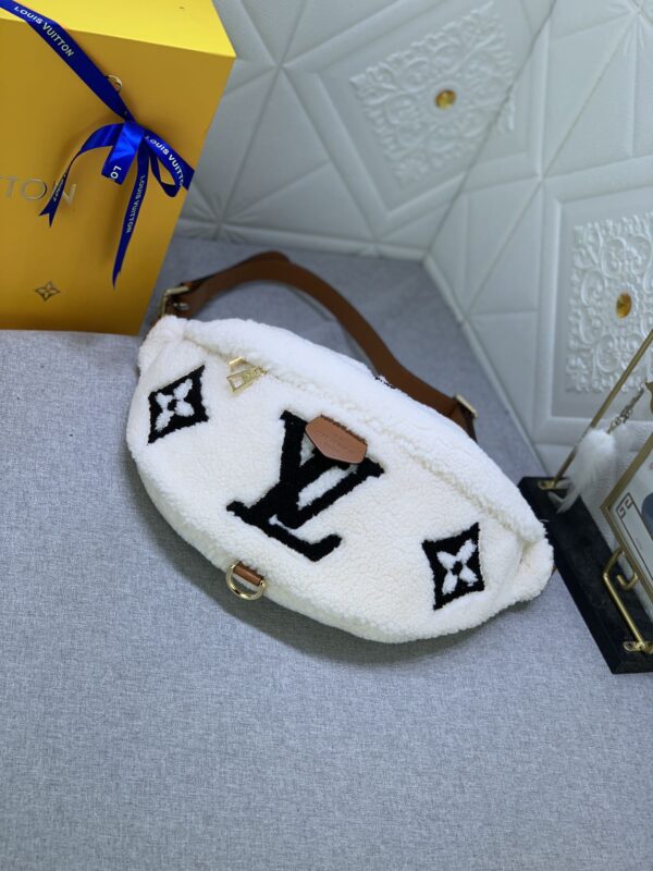 New Collection LV Bag 129