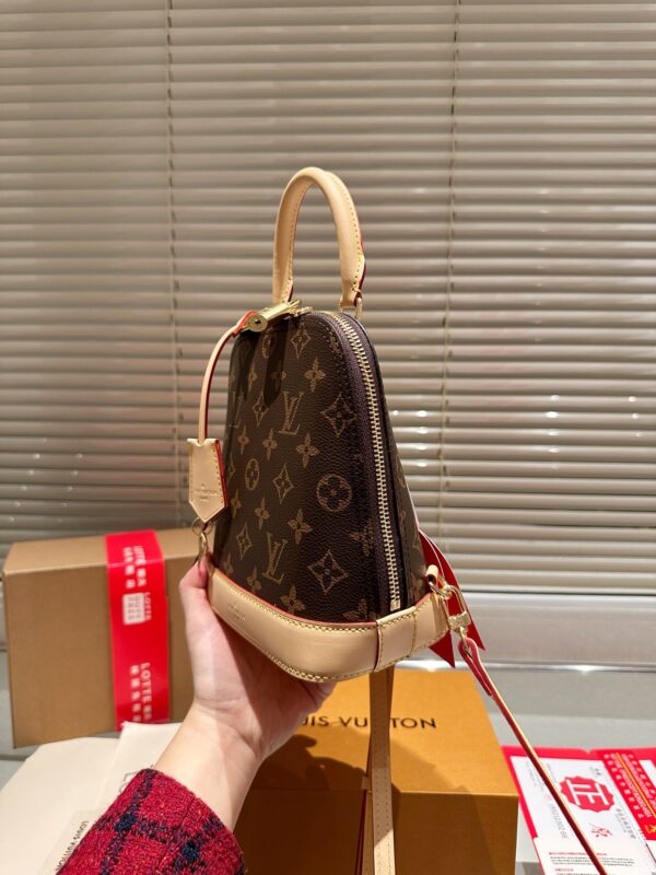 New Collection LV Bag 1579