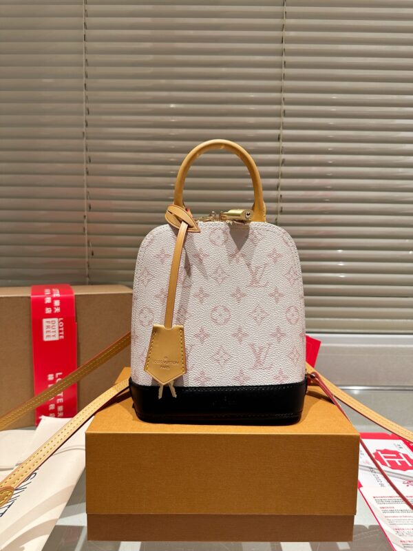 New Collection LV Bag 1579