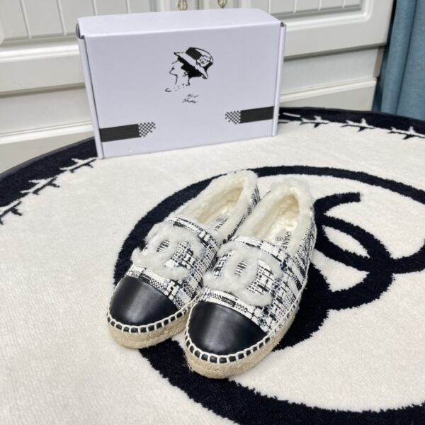 New Collection Chanel Shoes 233