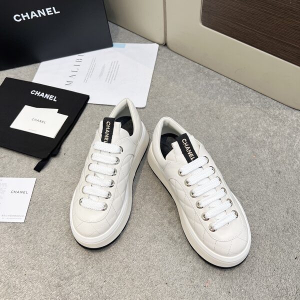 New Collection Chanel Shoes 281