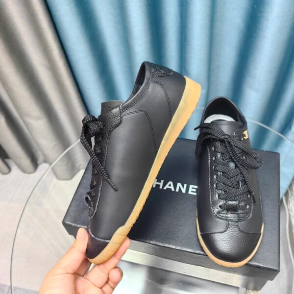 New Collection Chanel Shoes 283