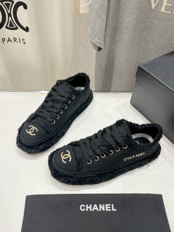 New Collection Chanel Shoes 282