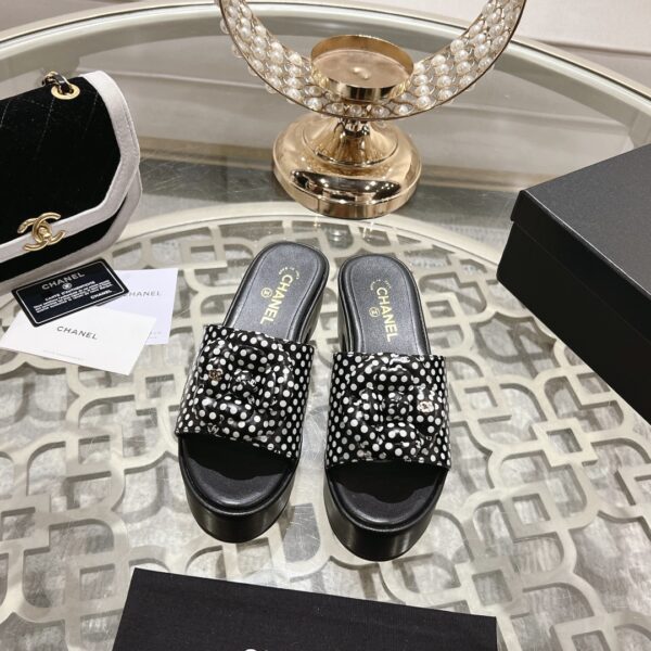 New Collection Chanel Shoes 247