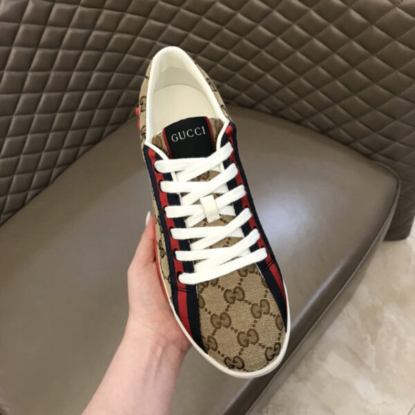 New Collection Gucci Shoes 304