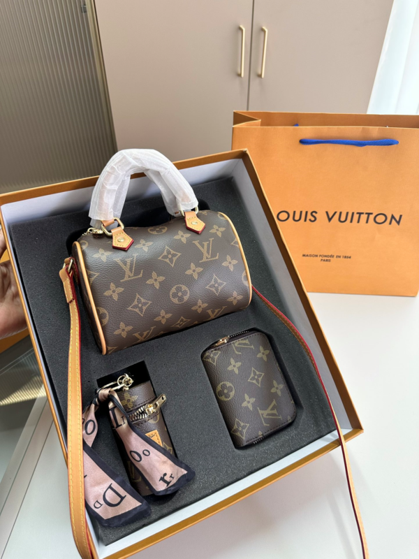 New Collection LV Bag 1621 (Full Set)