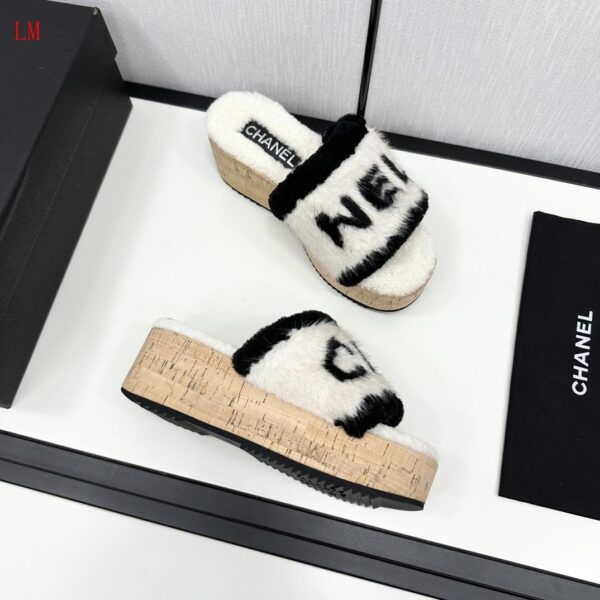 New Collection Chanel Shoes 330