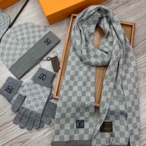 LV Scarf Hat Gloves 08 (17) 2311451