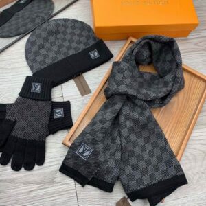 LV Scarf Hat Gloves 08 (8) 2311450