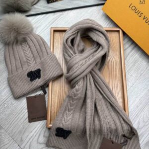 New Collection LV Scarf Hat 015