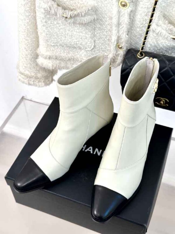 New Collection Chanel Shoes 314